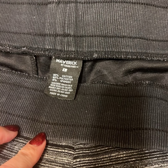 Men’s Maverick by Logan Paul - Picture 4 of 5